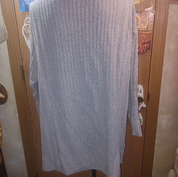 Xs Buckle/daytrip sweater - Picture 4 of 8